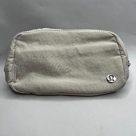 Lululemon Everywhere Belt Bag – White Opal Crossbody Waist Pack NWT - Picture 1 of 4